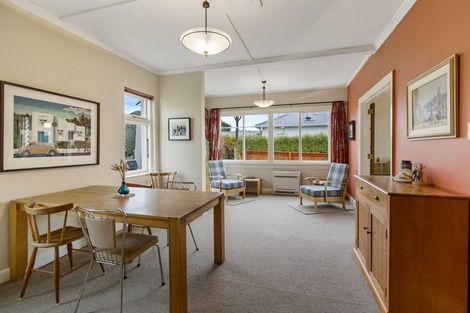 Photo of property in 98 Avenue Road, West End, Timaru, 7910