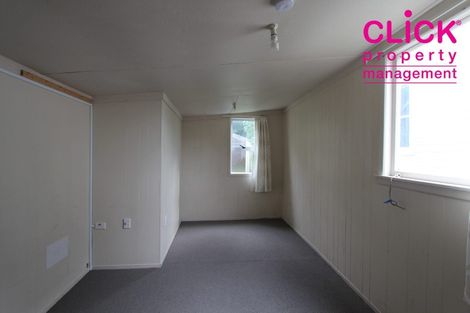 Photo of property in 233 Ravensbourne Road, Ravensbourne, Dunedin, 9022