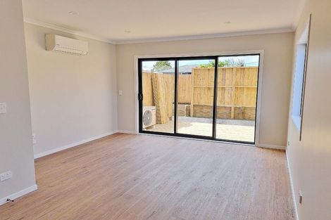 Photo of property in 3/125b Metcalfe Road, Ranui, Auckland, 0612