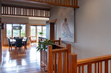 Photo of property in 11 Lawrence Road, Hospital Hill, Napier, 4110