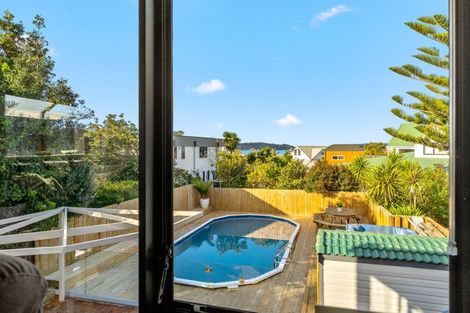 Photo of property in 34 Spinnaker Drive, Te Atatu Peninsula, Auckland, 0610