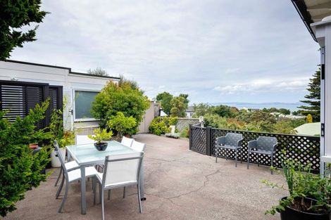 Photo of property in 28 France Road, Bluff Hill, Napier, 4110