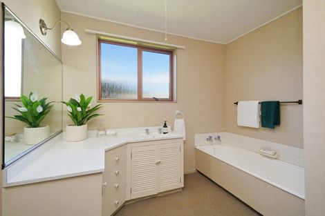 Photo of property in 24 Hughies Lane, Otautau, 9610