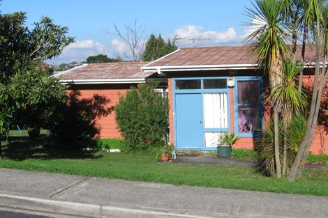 Photo of property in 2 Hythe Terrace, Mairangi Bay, Auckland, 0630