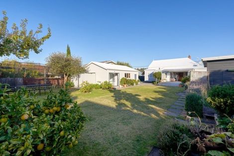 Photo of property in 12 Meeanee Quay, Westshore, Napier, 4110