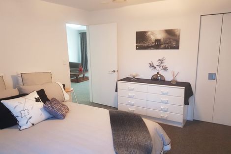 Photo of property in Dual Apartments, 203/142 Vivian Street, Te Aro, Wellington, 6011