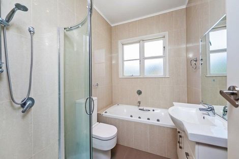 Photo of property in 8 Renton Road, Mount Albert, Auckland, 1025