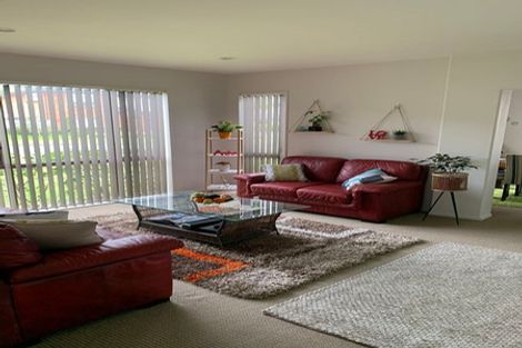 Photo of property in 114a Jeffs Road, Flat Bush, Auckland, 2016