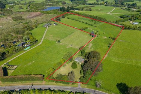 Photo of property in 140 Taylors Road, Otaki, 5583