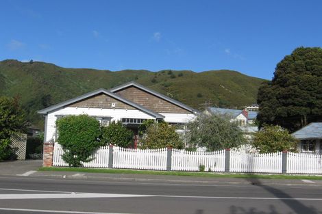 Photo of property in 284 Waiwhetu Road, Fairfield, Lower Hutt, 5011