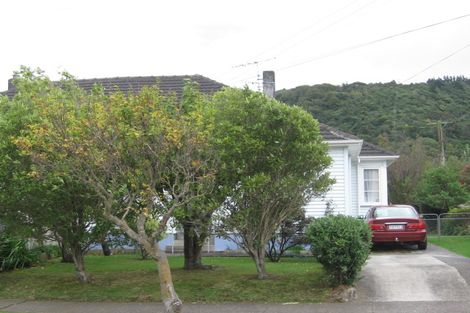 Photo of property in 23 Compton Crescent, Taita, Lower Hutt, 5011