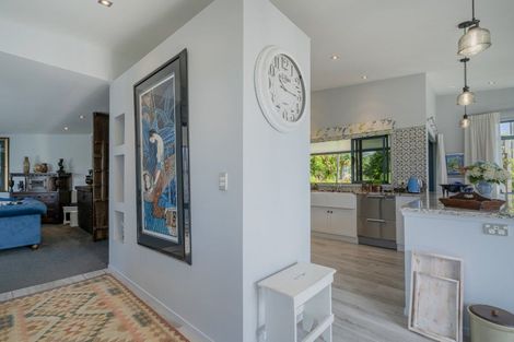 Photo of property in 103 Centennial Drive, Whitianga, 3510