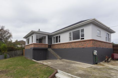 Photo of property in 21 Selwyn Street, South Hill, Oamaru, 9400