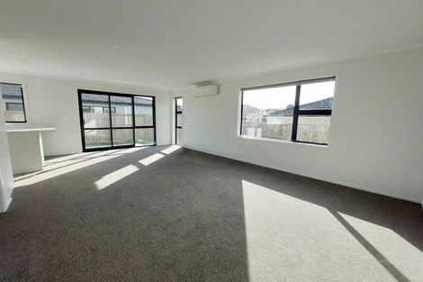 Photo of property in 1/2 Jennian Avenue, Rototuna North, Hamilton, 3281