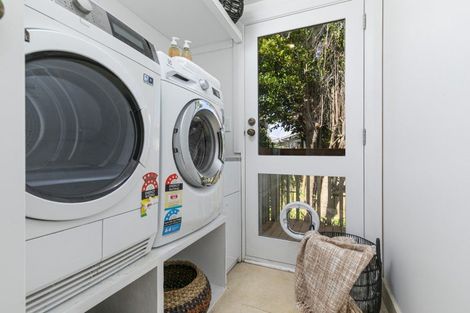 Photo of property in 226 Upper Harbour Drive, Greenhithe, Auckland, 0632