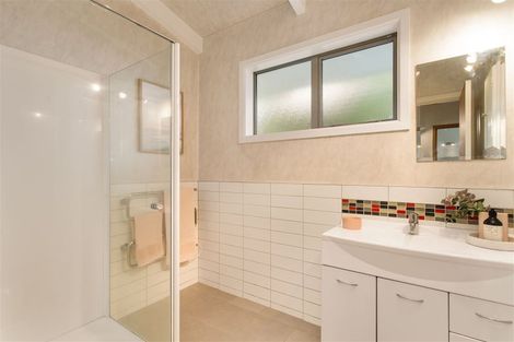 Photo of property in 130 Condell Avenue, Papanui, Christchurch, 8053