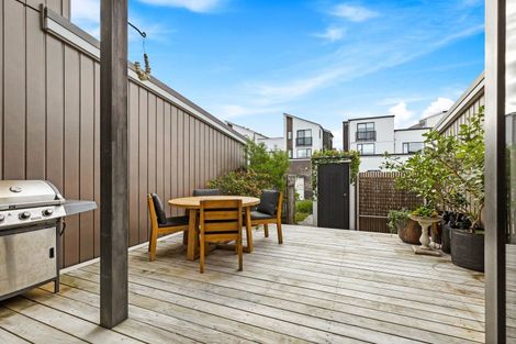 Photo of property in 37 Mapou Road, Hobsonville, Auckland, 0616