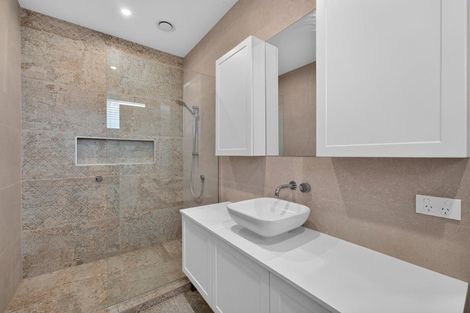Photo of property in 8 Collings Drive, Lucas Heights, Albany, 0793