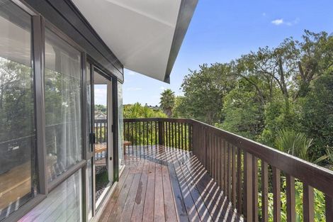 Photo of property in 178 Bleakhouse Road, Mellons Bay, Auckland, 2014