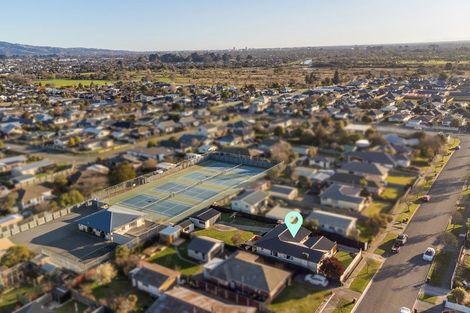 Photo of property in 20 Palmers Road, New Brighton, Christchurch, 8083