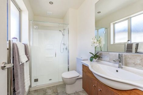 Photo of property in 1 Parklea Avenue, Halswell, Christchurch, 8025