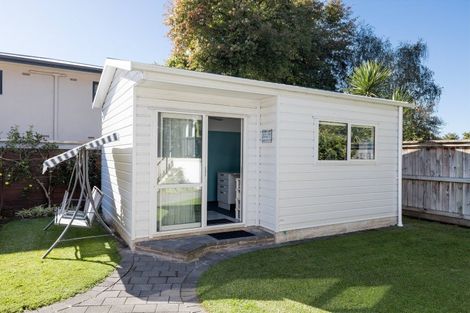 Photo of property in 2 Awatere Avenue, Beerescourt, Hamilton, 3200