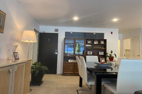 Photo of property in Mon Desir Apartments, 5/175a Hurstmere Road, Takapuna, Auckland, 0622