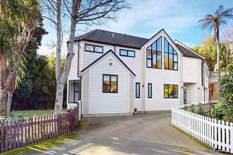 Photo of property in 221c Karori Road, Karori, Wellington, 6012