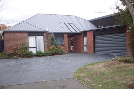 Photo of property in 20 Althorp Place, Avonhead, Christchurch, 8042