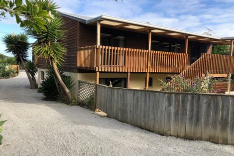 Photo of property in 57 Moana Road, Okitu, Gisborne, 4010