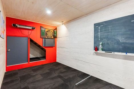 Photo of property in 88 Broderick Road, Johnsonville, Wellington, 6037