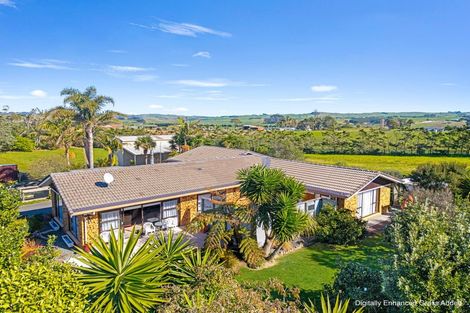 Photo of property in 242 Baylys Coast Road, Dargaville, 0377
