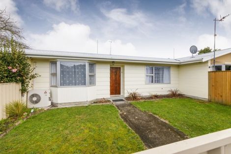 Photo of property in 2/175 Park Road, West End, Palmerston North, 4410