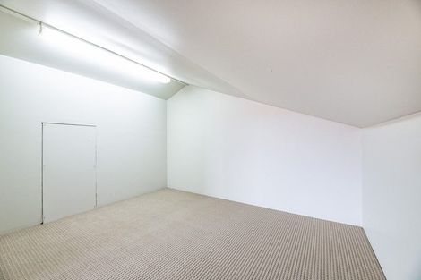 Photo of property in 71 Hutchinson Avenue, New Lynn, Auckland, 0600