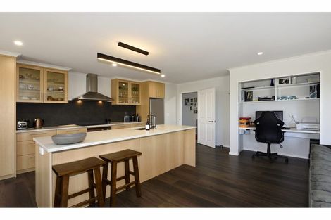 Photo of property in 27 Daelyn Drive, Richmond, 7020