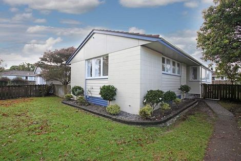 Photo of property in 17 Huia Street, Waiuku, 2123