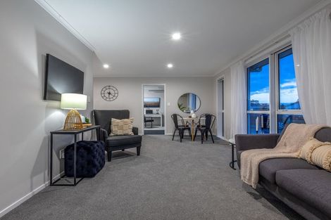 Photo of property in 87 Hinemoa Street, Levin, 5510