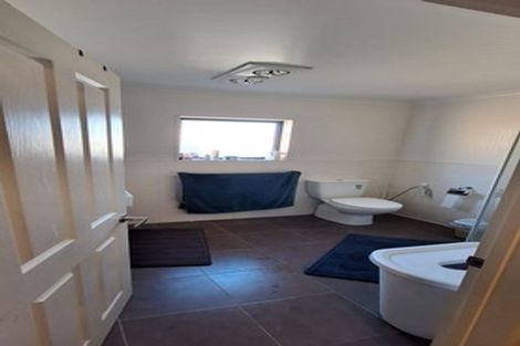 Photo of property in 9 Agapanthus Place, Flat Bush, Auckland, 2016