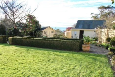 Photo of property in 15 Gleeson Road, Manakau, Levin, 5573