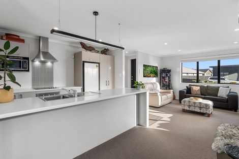 Photo of property in 48 Sentinel Avenue, Omokoroa, 3114