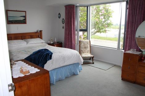 Photo of property in 11 Ellesmere Place, Oceanview, Timaru, 7910