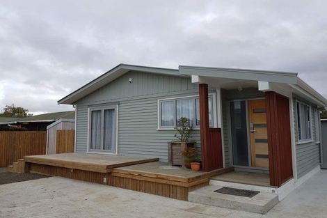 Photo of property in 129 Riverpark Crescent, Henderson, Auckland, 0610