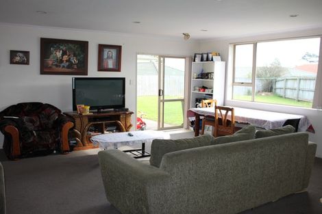 Photo of property in 12 Chayward Place, Mangere, Auckland, 2022