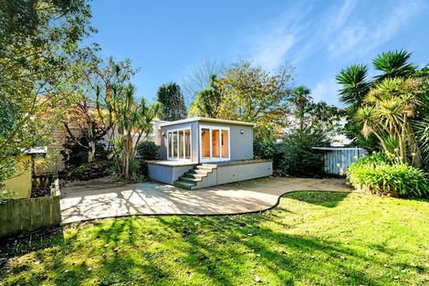 Photo of property in 2 Leslie Avenue, Sandringham, Auckland, 1025