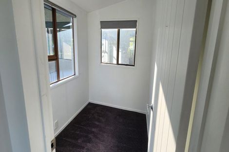 Photo of property in 22 Everard Avenue, Army Bay, Whangaparaoa, 0930