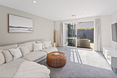 Photo of property in 3 Barbaras Way, Waikanae Beach, Waikanae, 5036