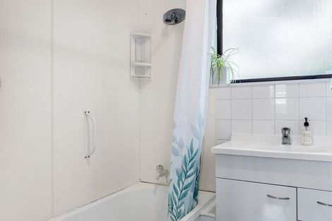 Photo of property in 93b Kippenberger Avenue, Rangiora, 7400