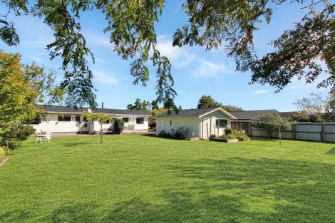 Photo of property in 8 Smith Street, Dannevirke, 4930