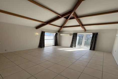 Photo of property in 172 Waimairi Road, Ilam, Christchurch, 8041