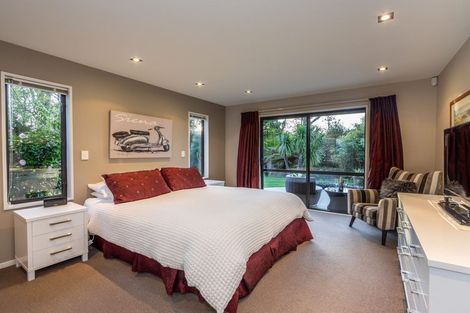 Photo of property in 125b Hamilton Avenue, Ilam, Christchurch, 8041